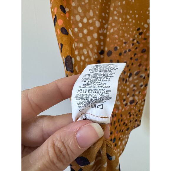 CAbi Sleeveless Collar Blouse Tan Size Small - Picture 7 of 7